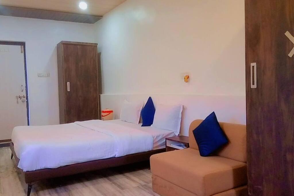 Valley Nest For 6-12 Pax Mount Abu Dış mekan fotoğraf