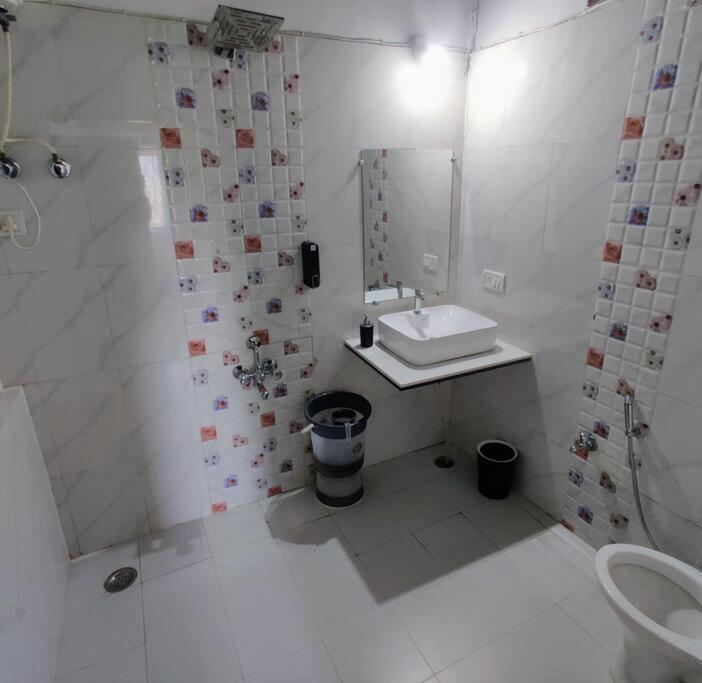 Valley Nest For 6-12 Pax Mount Abu Dış mekan fotoğraf