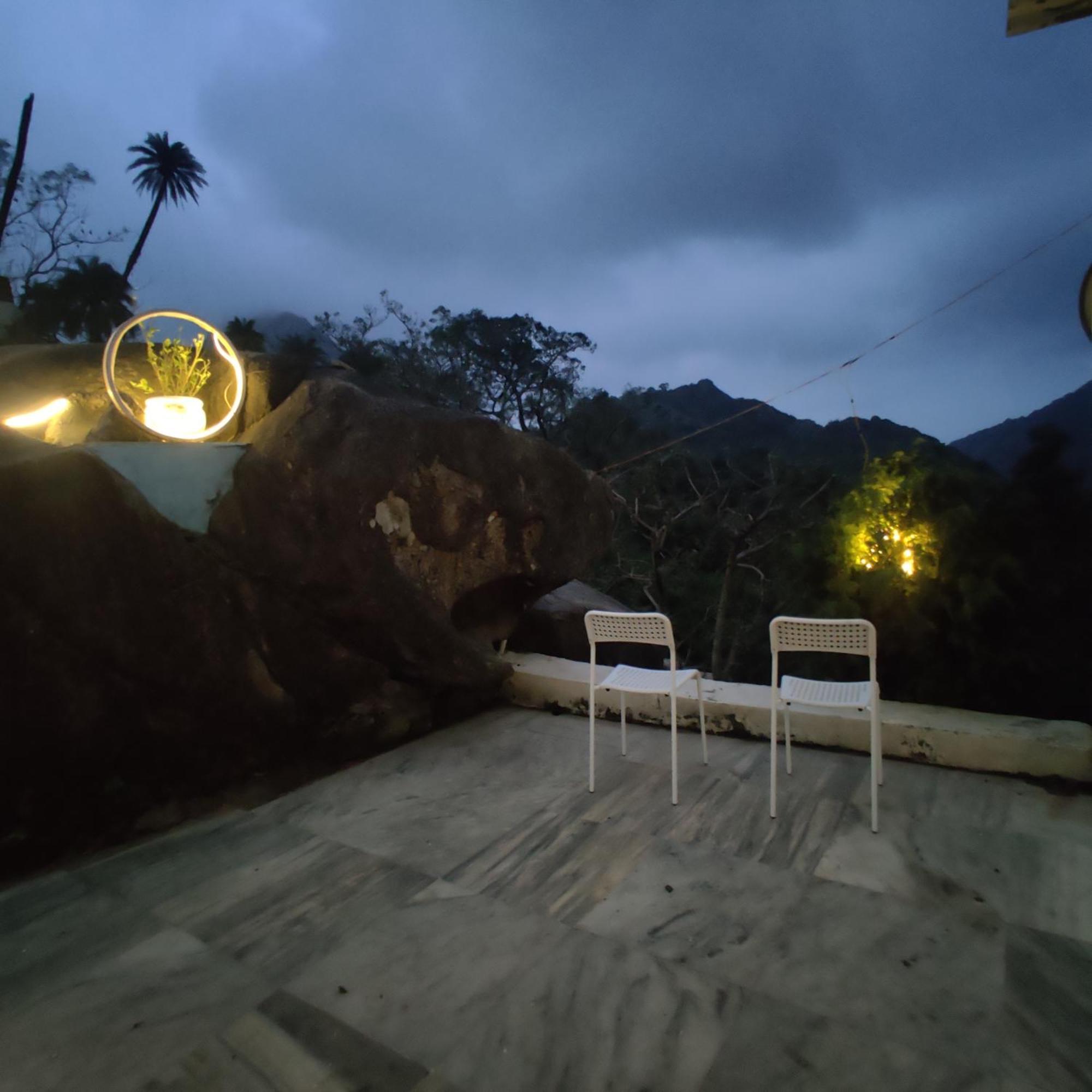 Valley Nest For 6-12 Pax Mount Abu Dış mekan fotoğraf